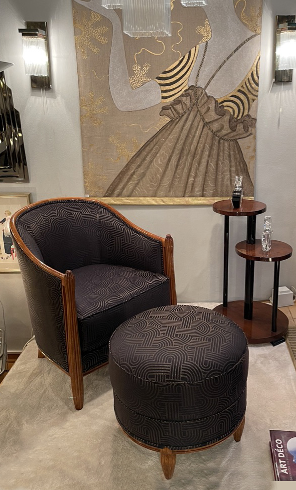 Single Art Deco armchair
