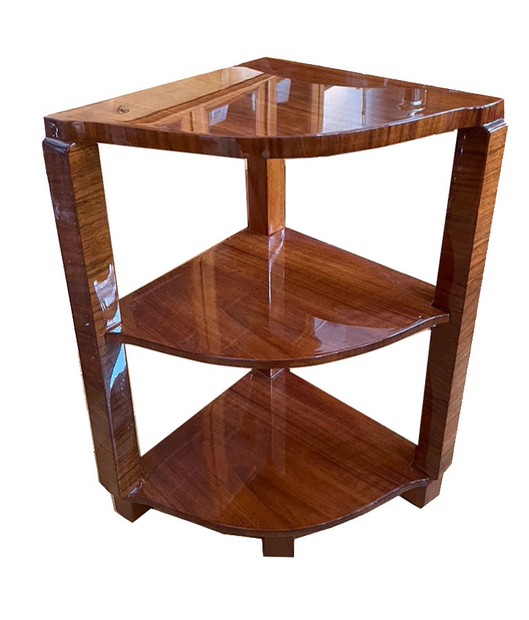 Nest of Tables etagere