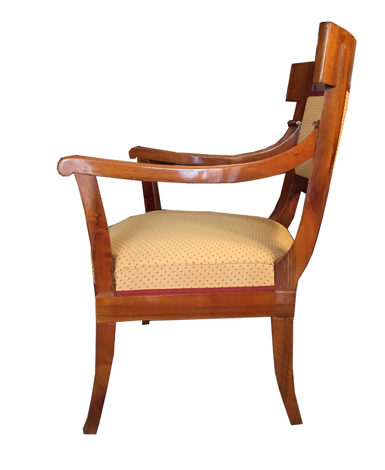 Single armchair side