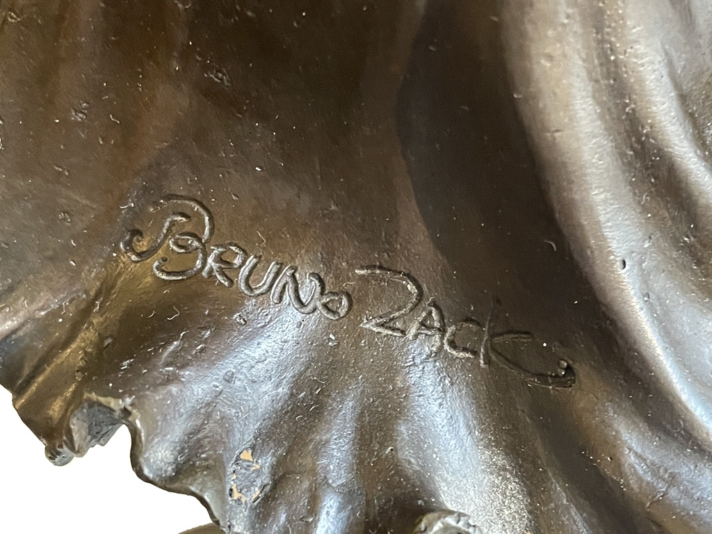  Bronzefigur einer Tänzerin