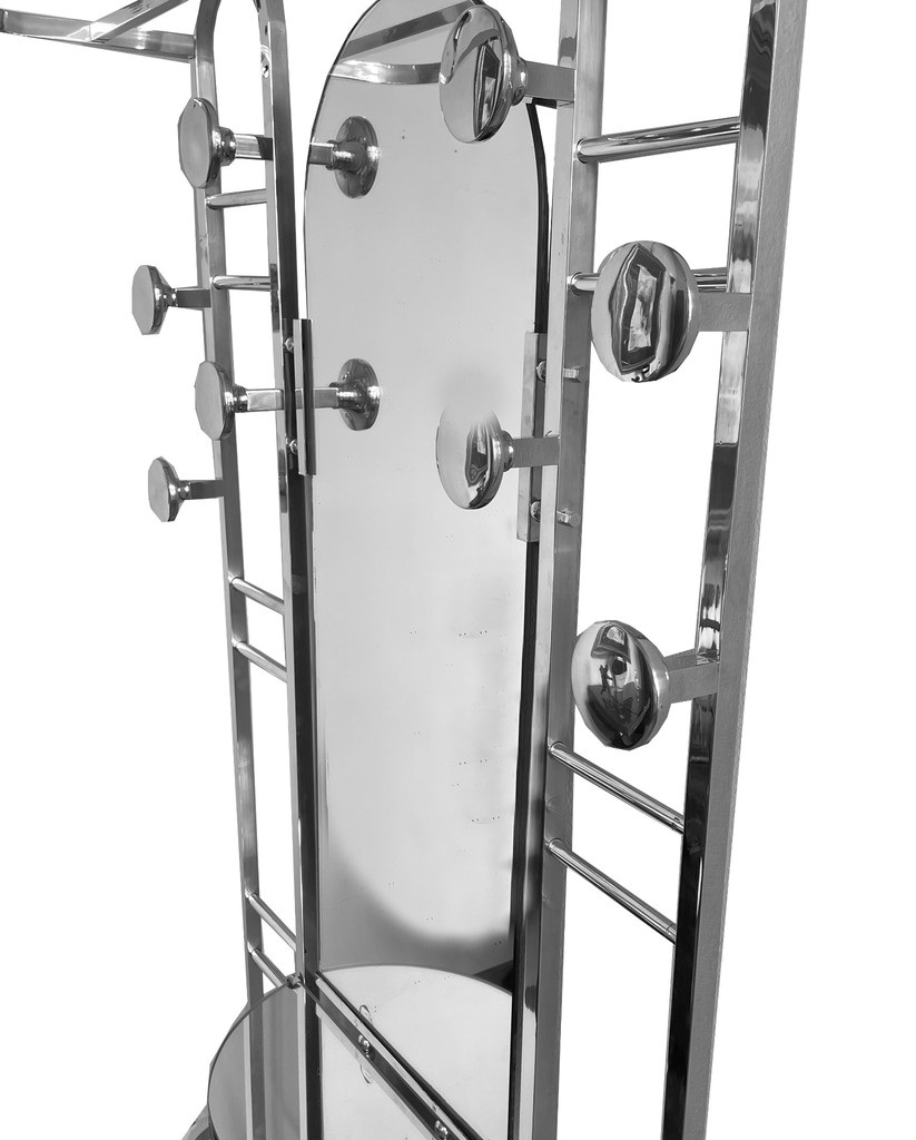 <strong>Art Deco wardrobe </strong>