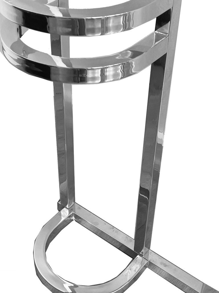 <strong>Art Deco wardrobe </strong>