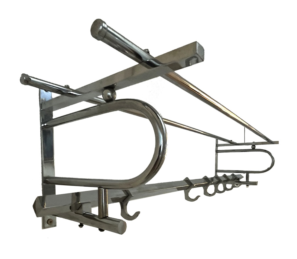Garderobe verchromtem Stahlrohr