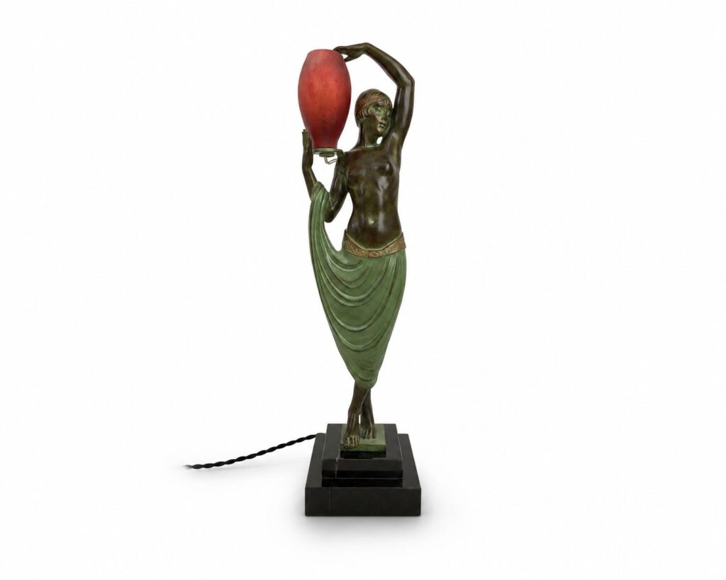 Fayral Odalisque Art Déco Skulptur nach Entwurf von 1930