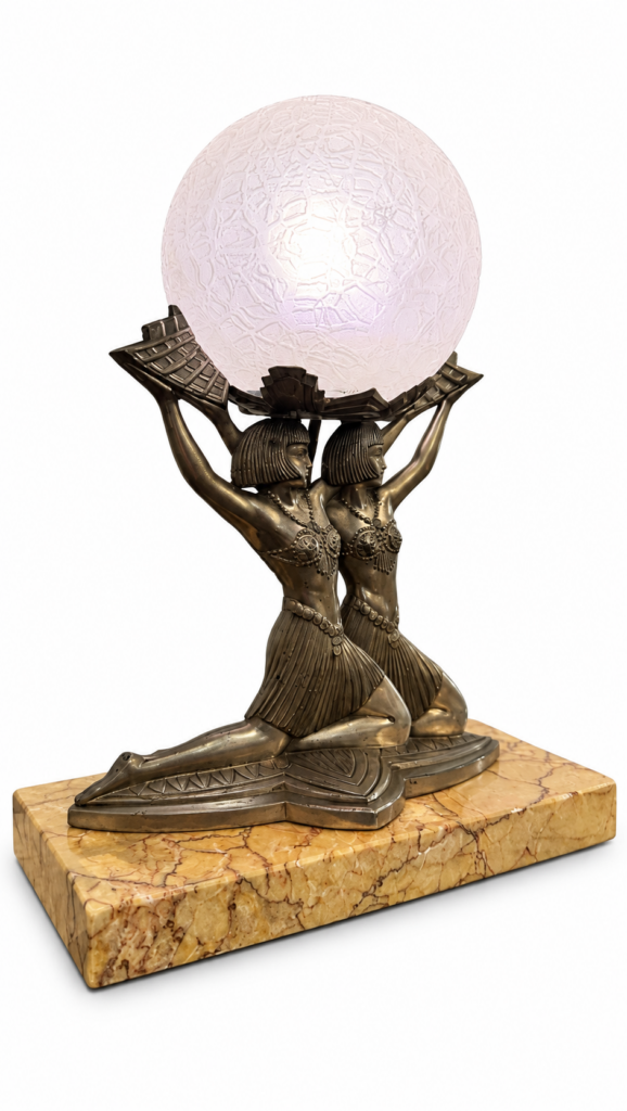 Tischlampe mit Mädchen