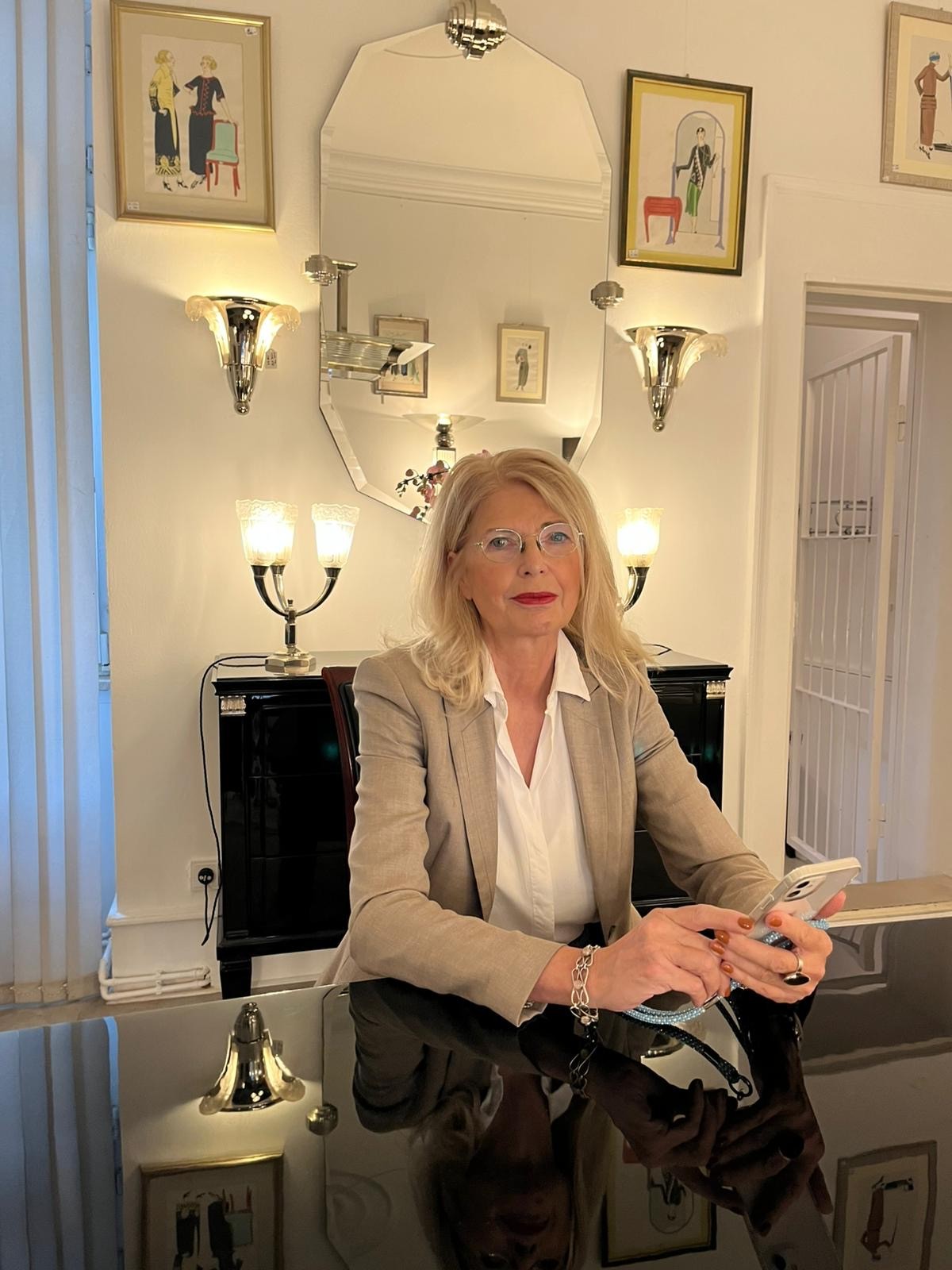 Regine Schmitz-Avila